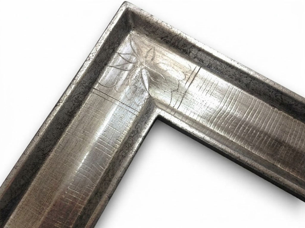 Sosie 75 Gravé argent filets dédale tranches noires
